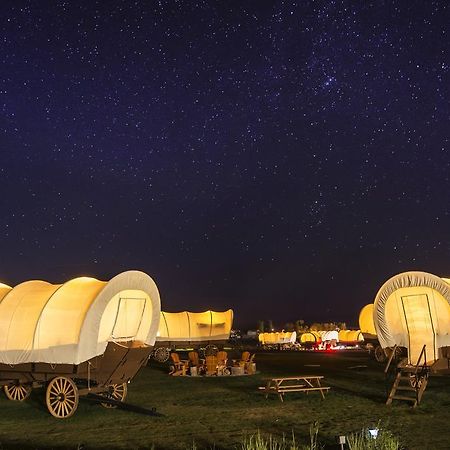 Conestoga Ranch Glamping Resort Garden City Exteriör bild