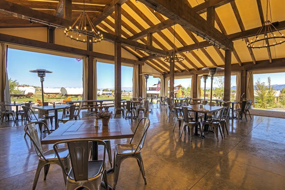 Conestoga Ranch Glamping Resort Garden City Exteriör bild